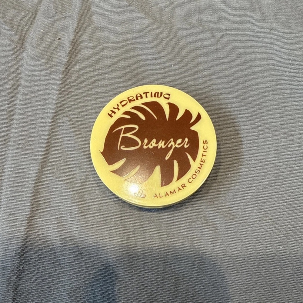 NEW Hydrating Bronzer Alamar Cosmetics In Always Summer